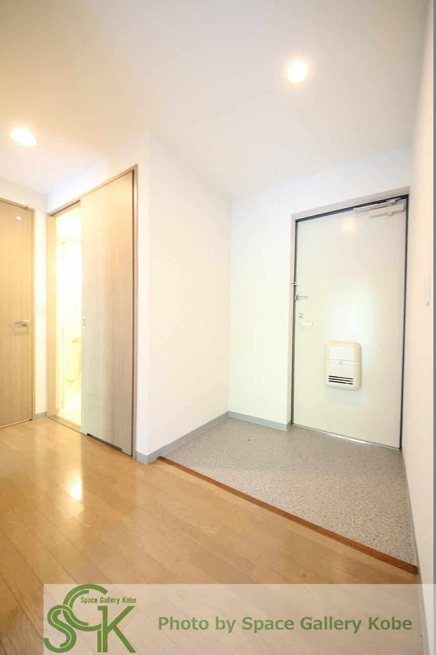 井吹東シティコートの玄関|※お部屋により仕様が異なる場合があります。