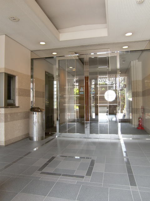 アクセルⅡ（アクセルツー）のエントランス|綺麗なエントランス