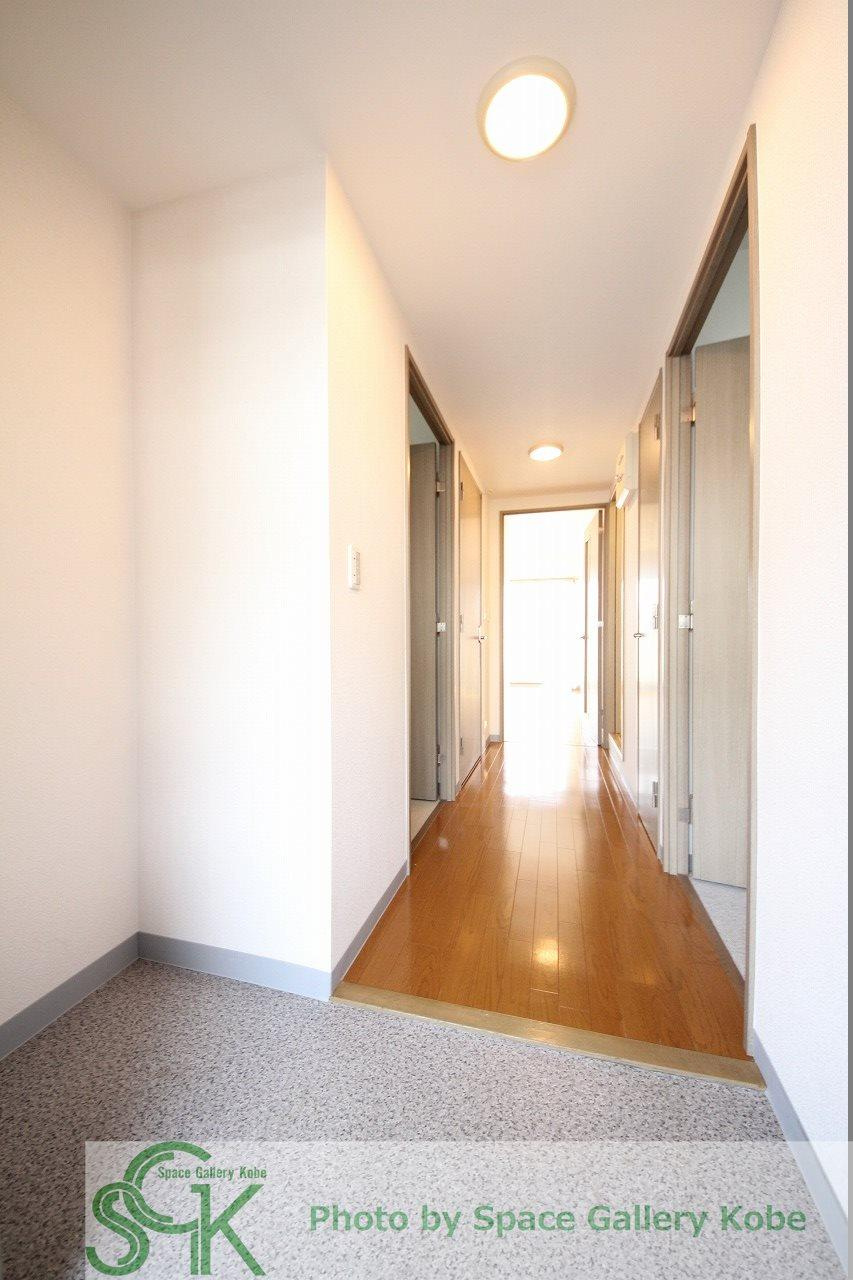 井吹東シティコートの玄関|※お部屋により仕様が異なる場合があります。