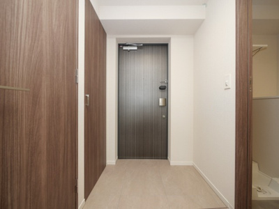 【玄関】 | コンフォリア・リヴ新大阪西宮原ソルテラス | 落ち着いた玄関です