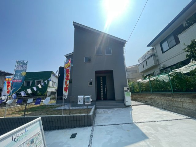 横浜市金沢区富岡西4丁目 新築戸建て【仲介手数料無料】カースペース2台の外観