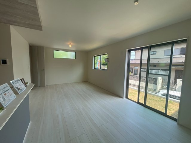 横浜市金沢区富岡西4丁目 新築戸建て【仲介手数料無料】カースペース2台