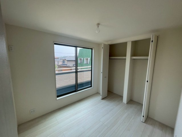 横浜市金沢区富岡西4丁目 新築戸建て【仲介手数料無料】カースペース2台