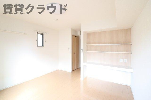 ルミエールの洋室|明るい室内です
