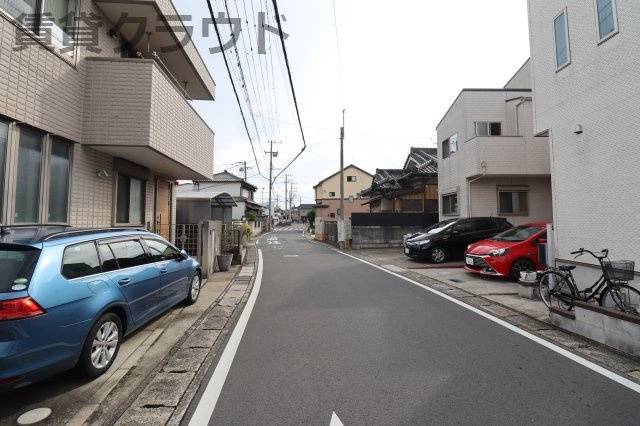 ルミエールの駐車場|駐車場があるので、車を買う予定の方も安心です
