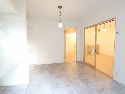 【寝室】 | エバーグリーン淀川2号館