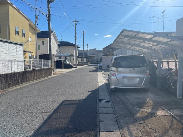 郡山市安積北井2丁目　売地の前面道路含む現地写真