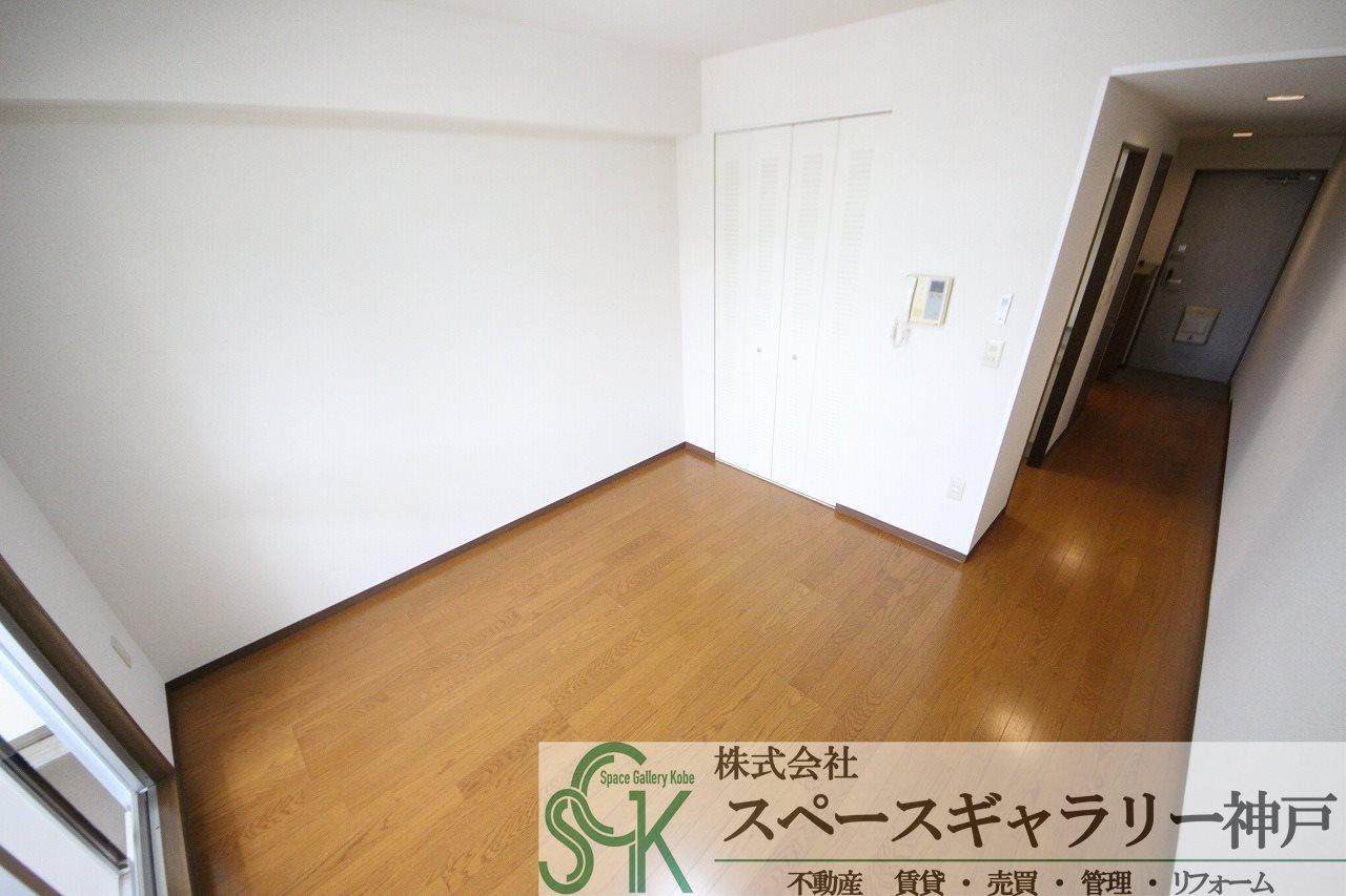 学園カレッジハイツの居間・リビング|※お部屋により仕様が異なる場合があります。