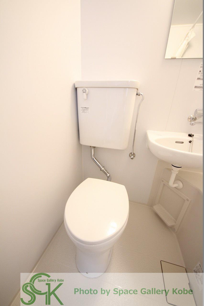 学園西カレッジハイツのトイレ|※お部屋により仕様が異なる可能性があります。