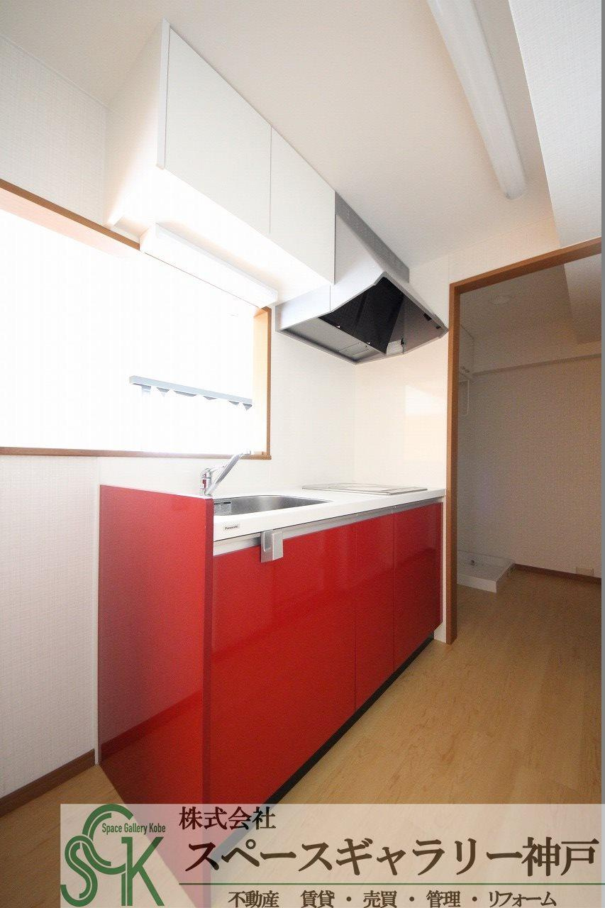 学園西カレッジハイツのキッチン|※お部屋により仕様・カラーが異なる場合があります。