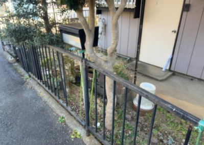 【外観】 | 土地購入を検討されている場合、境界杭がない状態で購入してしまうと境界確定測量をする必要があり、費用がかかります。購入の前に、売主、隣土地所有者立ち合いのもと境界を確定し境界杭を設置するのがベストです。