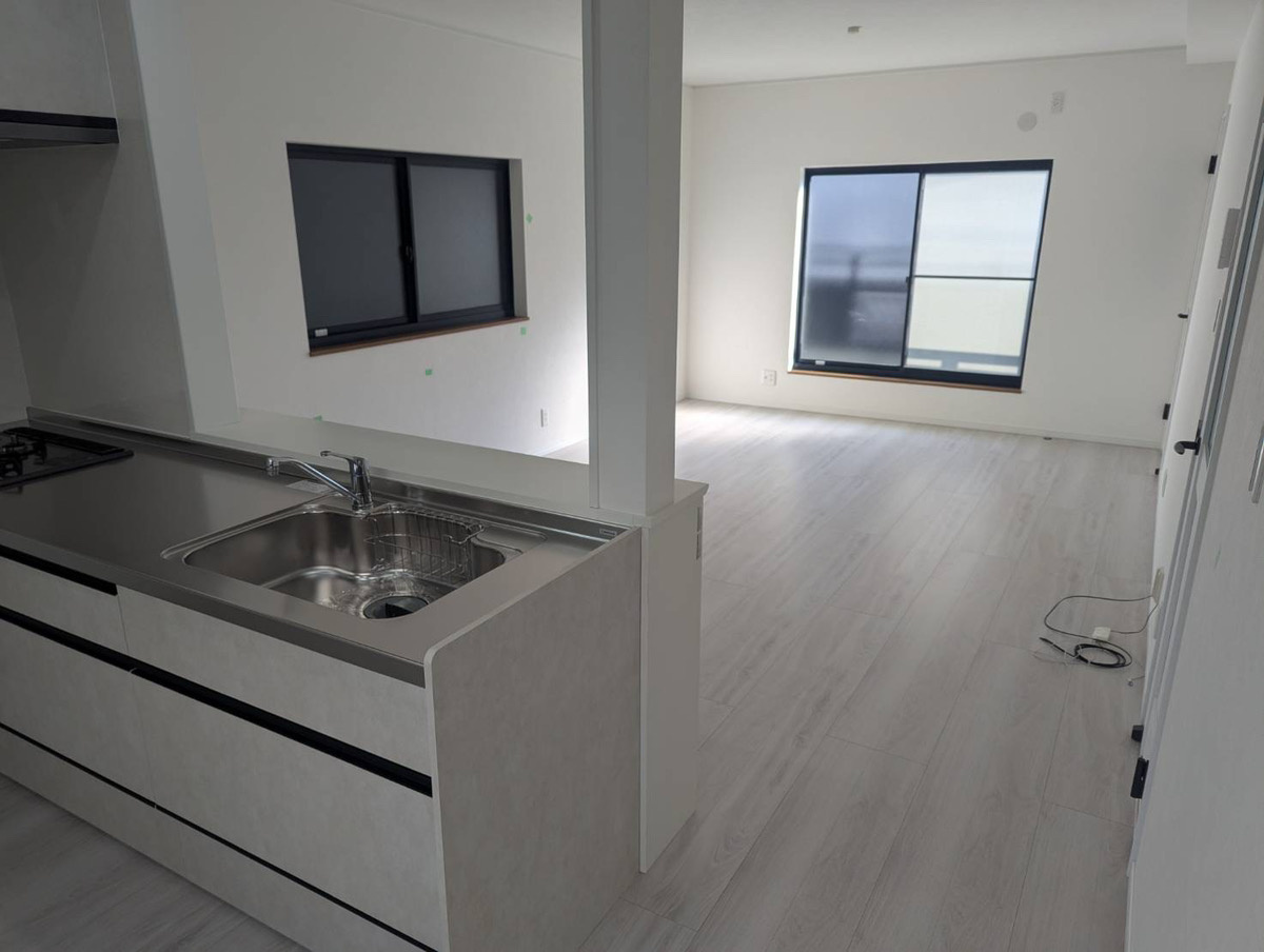 枚方市池之宮２丁目　中古戸建のキッチン|■新品のキッチンで料理もはかどりますね♪