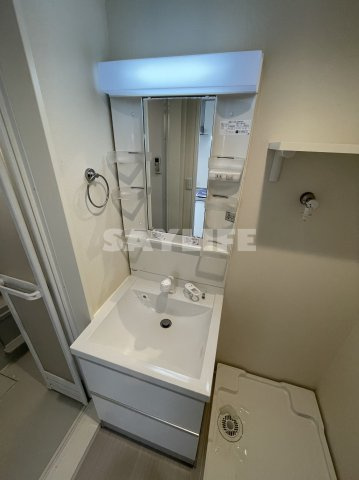 ハーモニーテラス長田Ⅱの独立洗面台