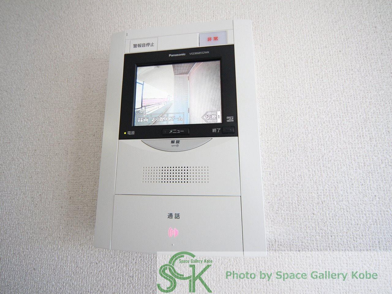 ファミールハイツのセキュリティ|※お部屋により仕様が異なる場合があります。