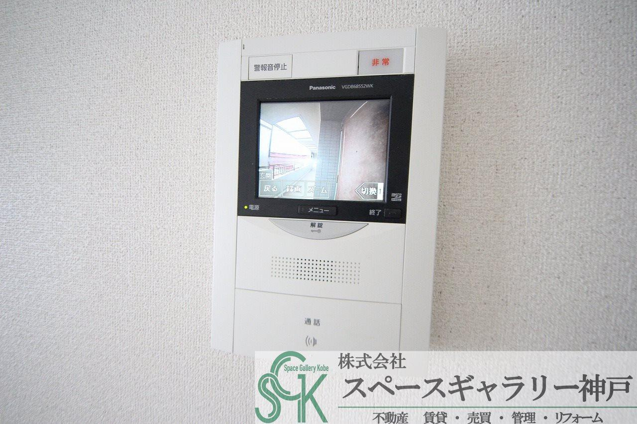 ファミールハイツのセキュリティ|※お部屋により仕様が異なる場合があります。