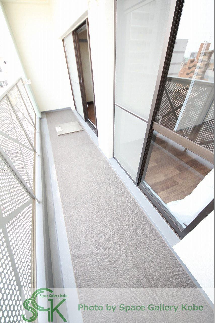 ルミエール神戸のバルコニー|※お部屋により仕様が異なる可能性があります。
