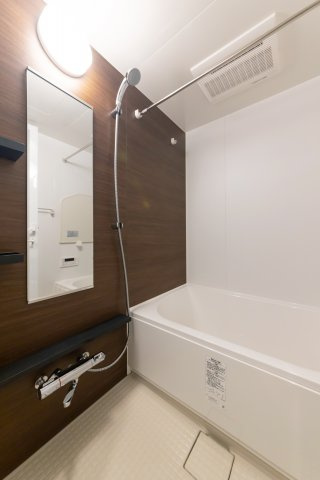 PROUD FLAT西日暮里の浴室