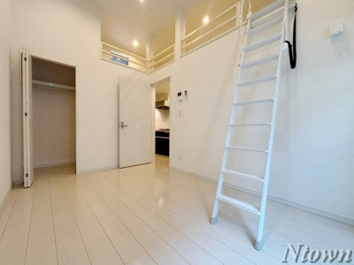 【居間・リビング】 | LIANGE栄生 | おしゃれなリビングです