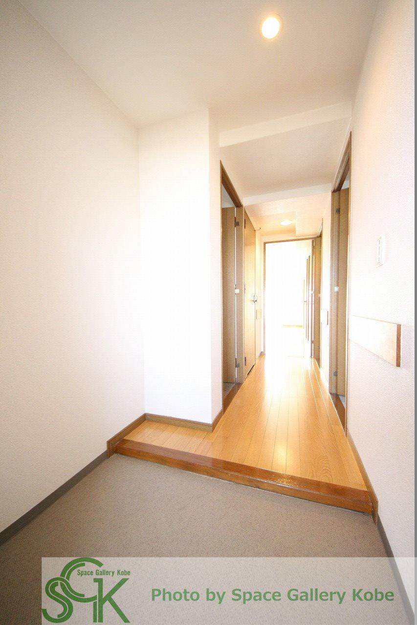 王塚東シティコートの玄関|※お部屋により仕様が異なる可能性があります。