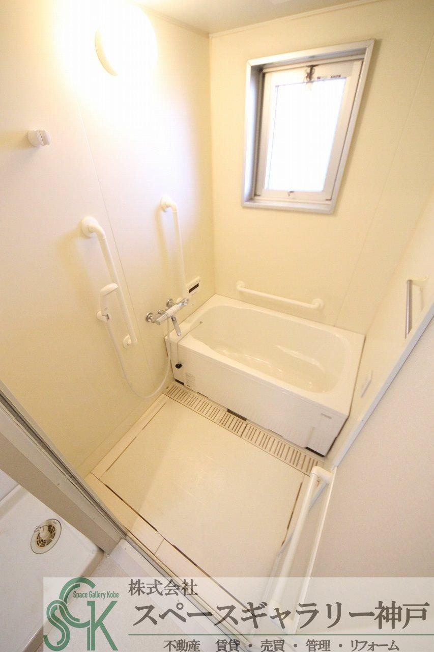 王塚東シティコートの浴室|※お部屋により仕様が異なる場合があります。