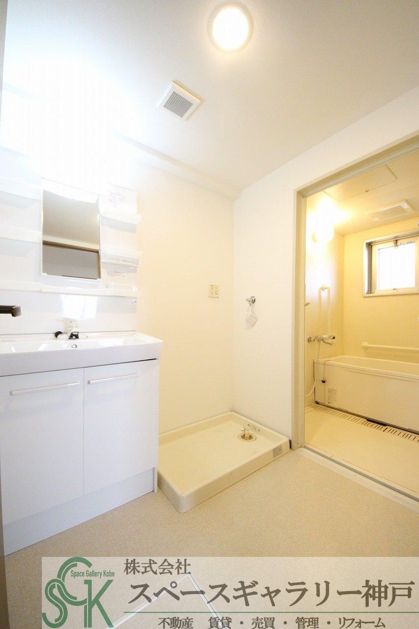 王塚東シティコートの洗面所|※お部屋により仕様が異なる場合があります。
