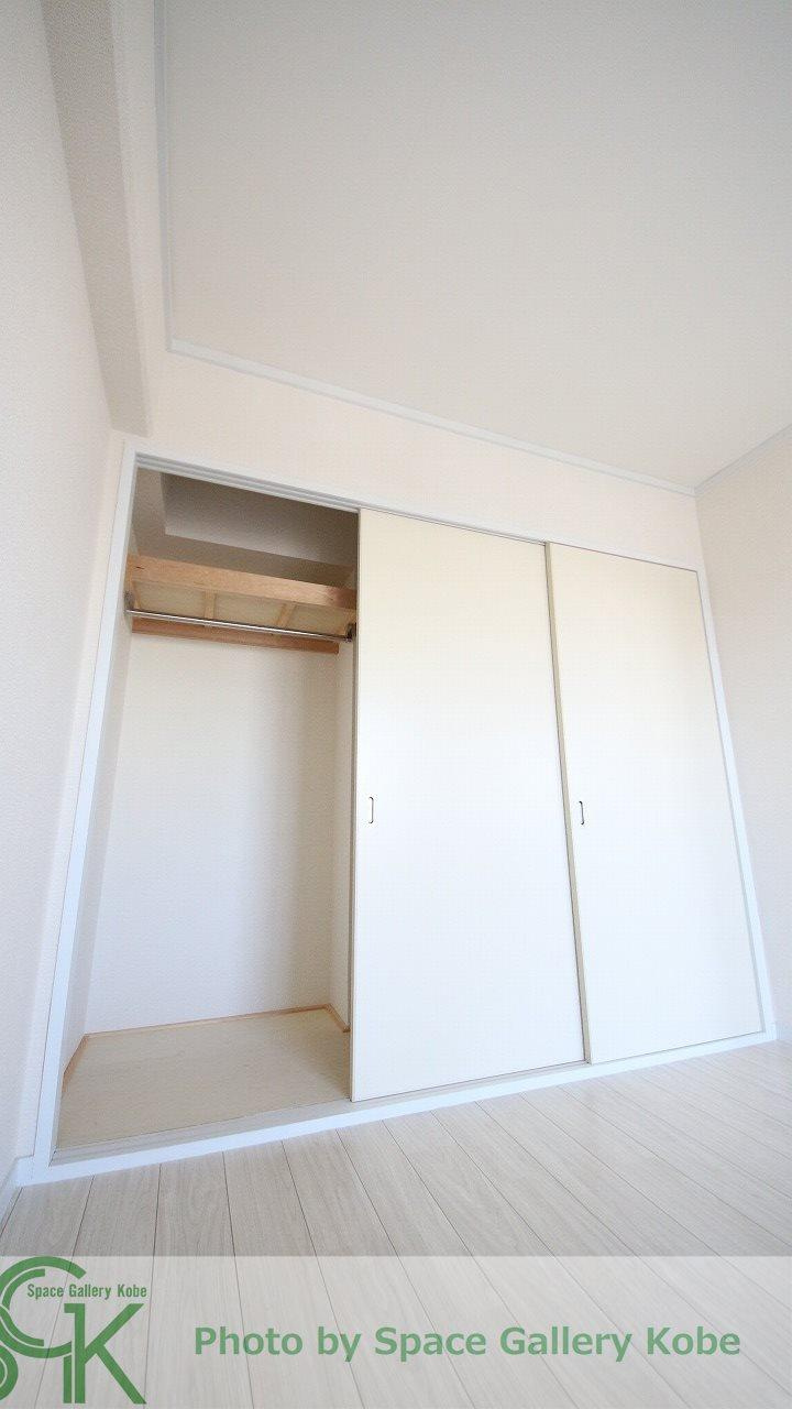 入江の収納|※お部屋により仕様が異なる場合があります。