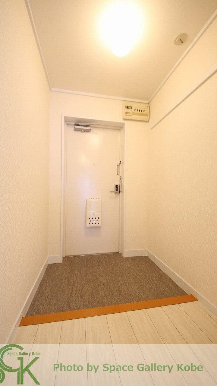 入江の玄関|※お部屋により仕様が異なる場合があります。