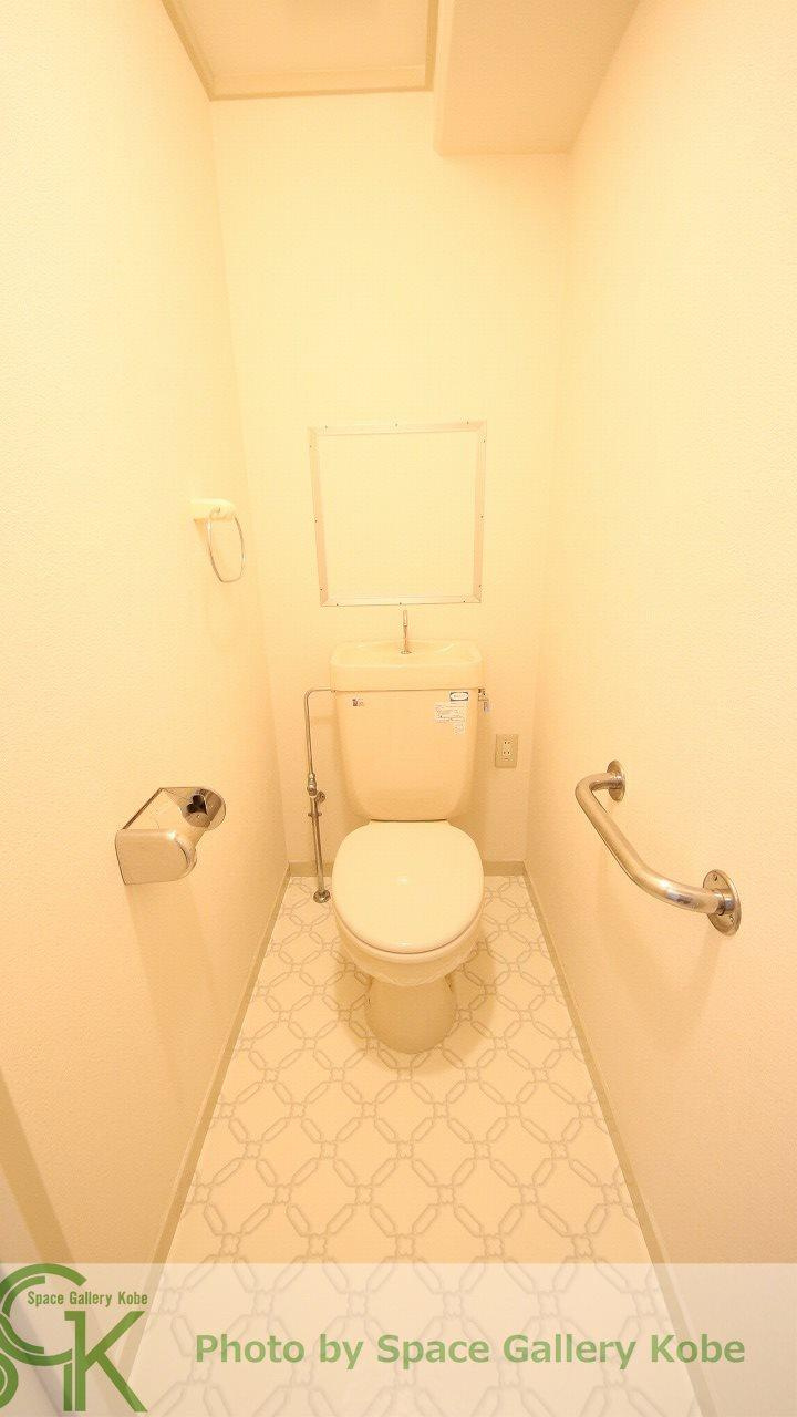 入江のトイレ|※お部屋により仕様が異なる可能性があります。