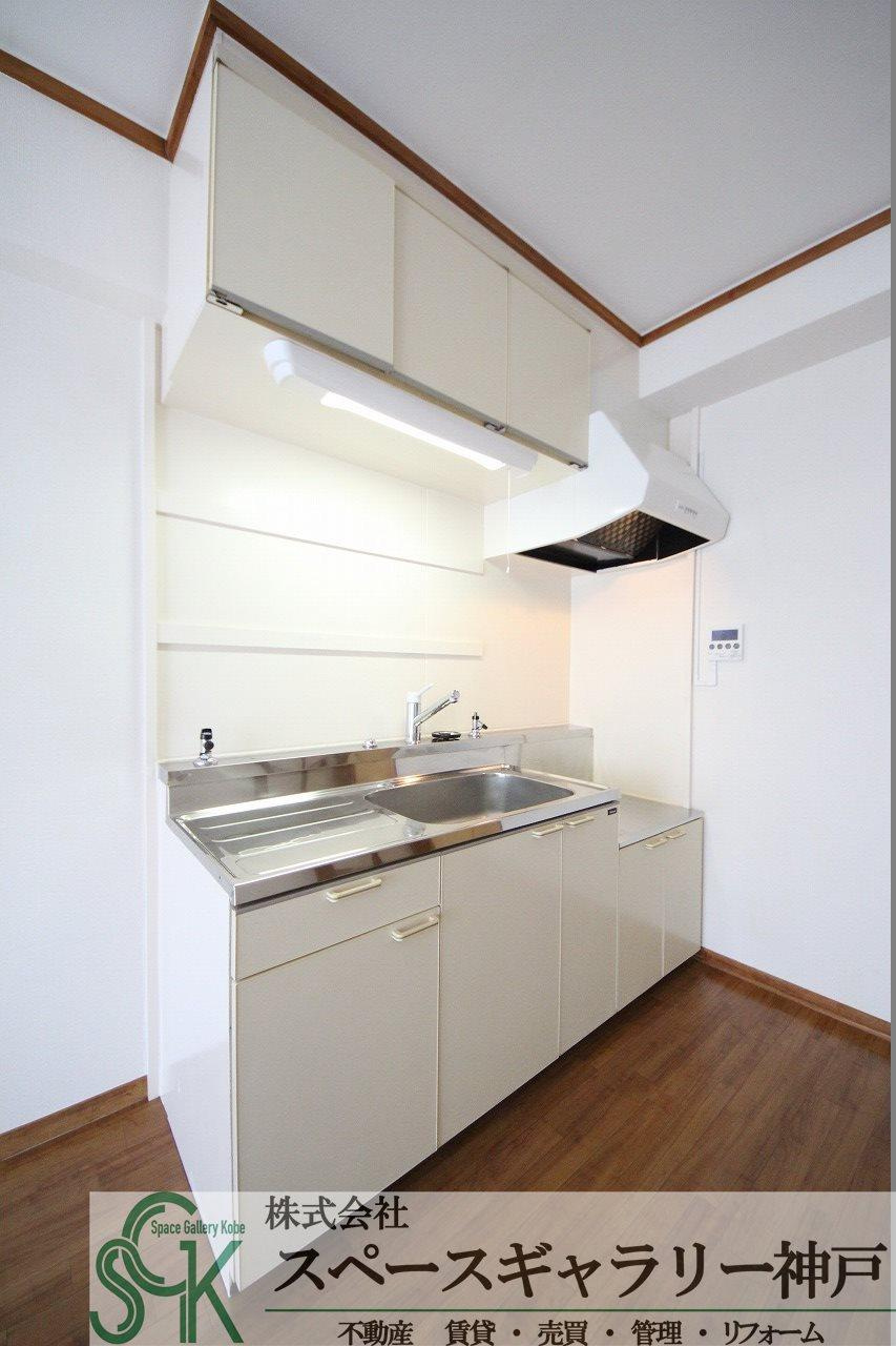 入江のキッチン|※お部屋により仕様が異なる可能性があります。