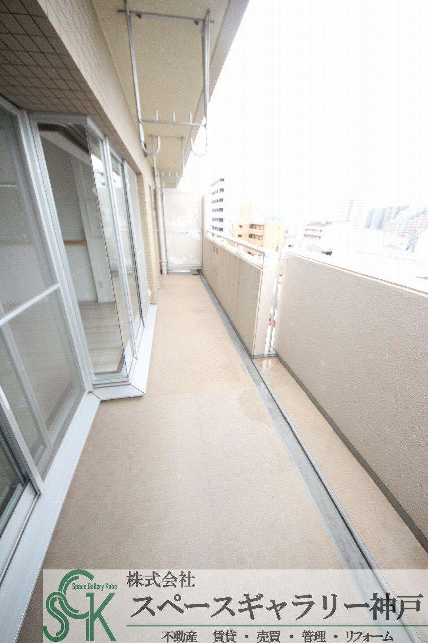 リヴロ新甲南のバルコニー