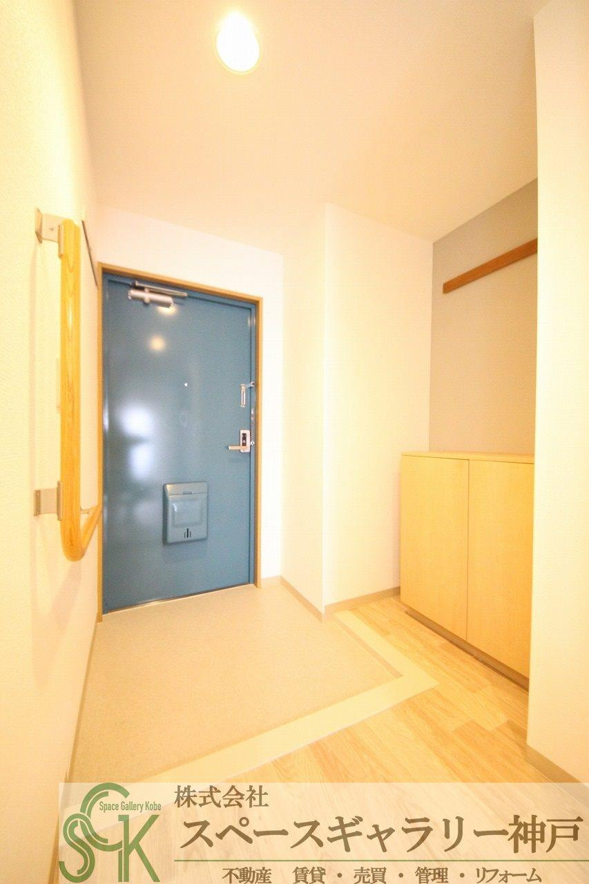 兵庫駅北シティコートの玄関|※お部屋により仕様が異なる場合があります。
