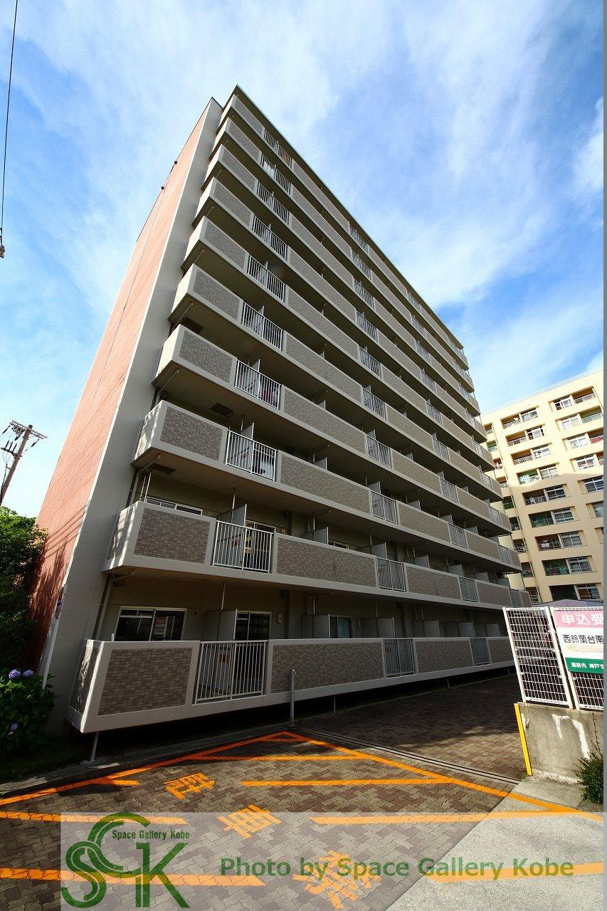 西鈴蘭台シティコートの外観