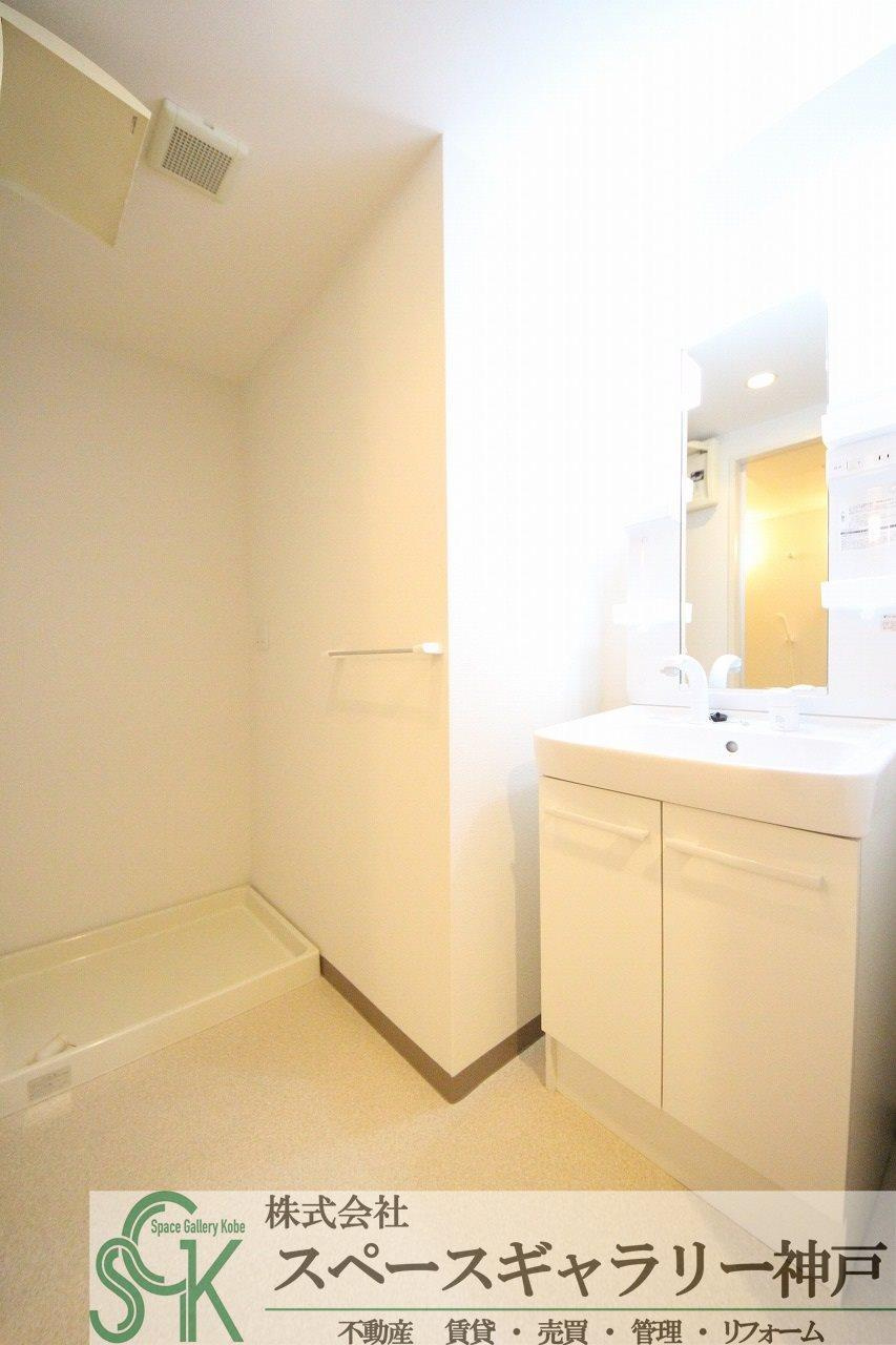 西鈴蘭台シティコートの洗面所|※お部屋により仕様が異なる場合があります。