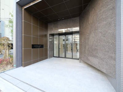【エントランス】 | リビオメゾン新大阪 | ゆとりのあるエントランスです