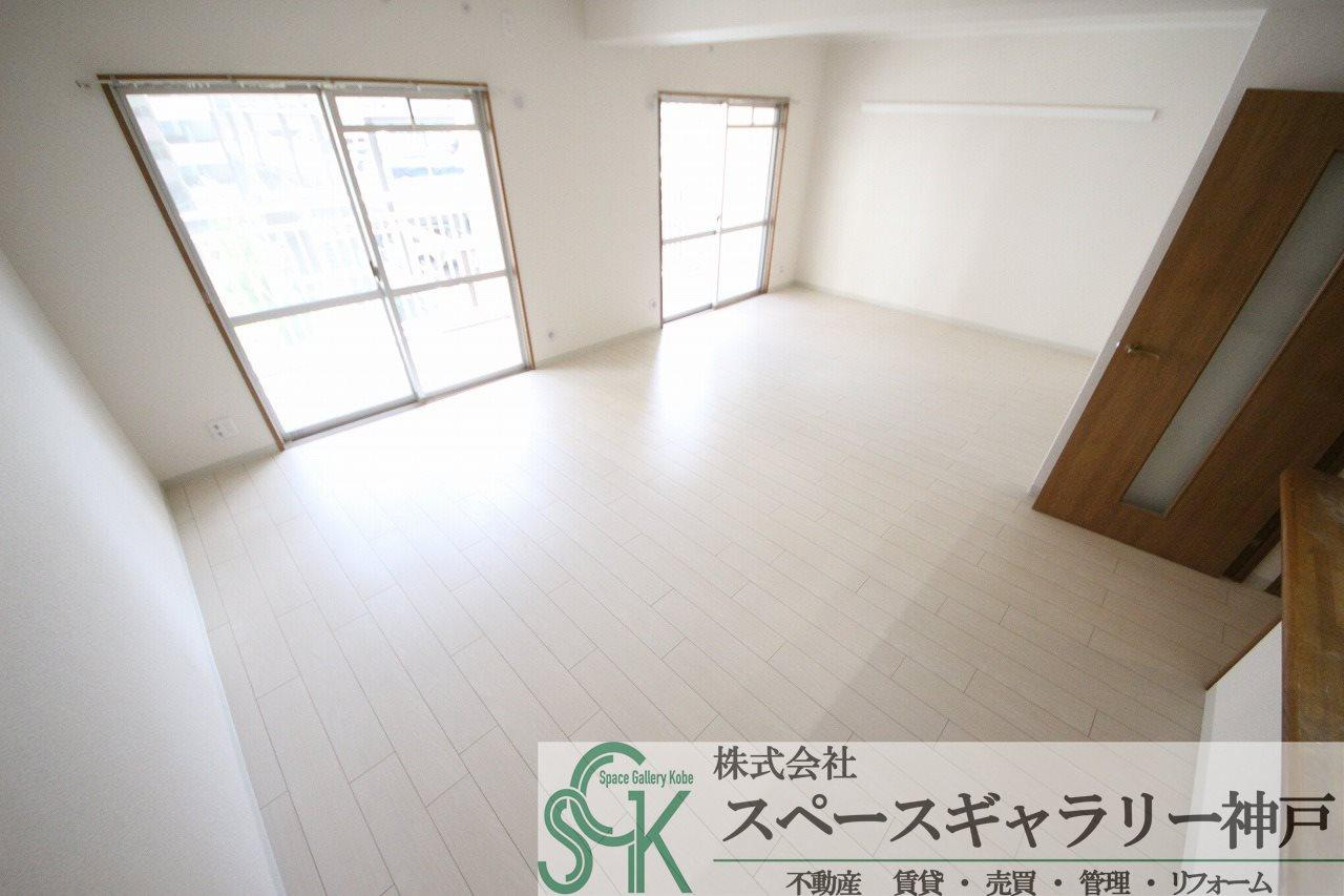 ウエストコート8番街・1番館の居間・リビング|※お部屋により仕様が異なる場合があります。