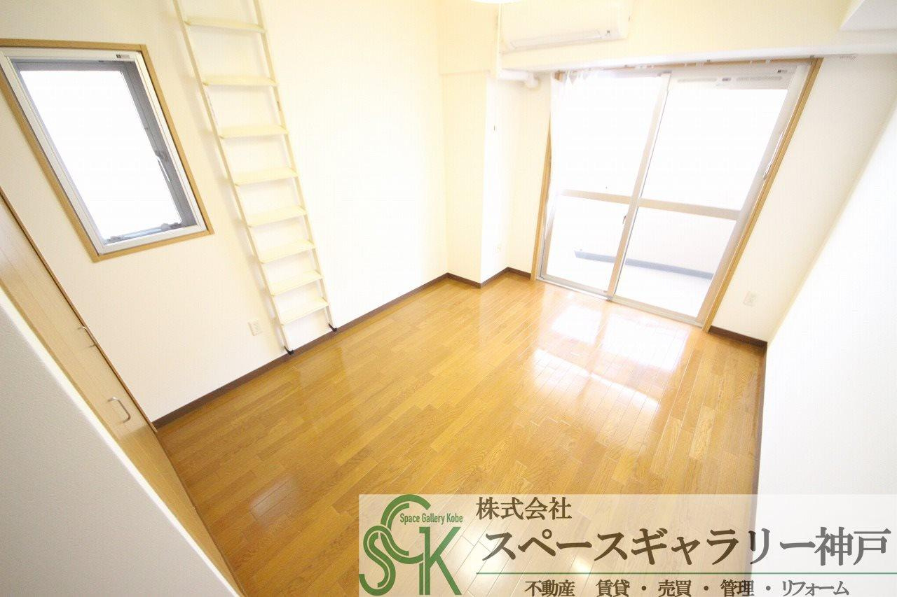 神戸アスタカレッジハイツの居間・リビング|※お部屋により仕様が異なる場合があります。