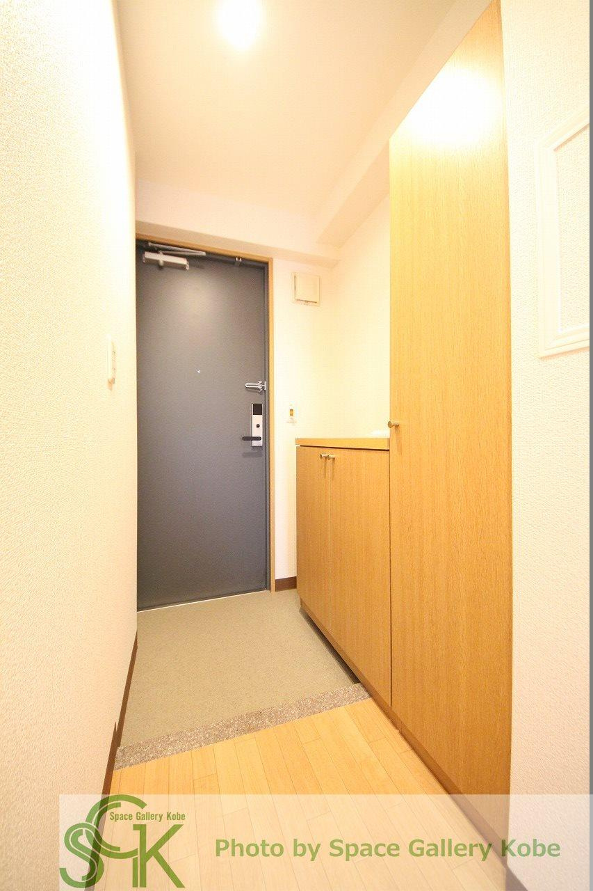 神戸アスタカレッジハイツの玄関|※お部屋により仕様が異なる可能性があります。
