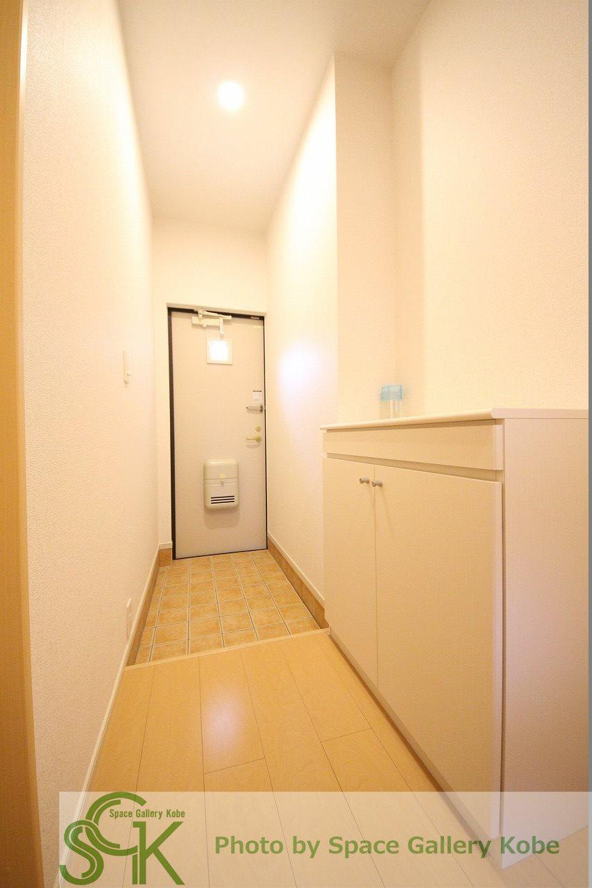 Calme　Nisimaiko(カルム　ニシマイコ)の玄関|※お部屋により仕様が異なる場合があります。