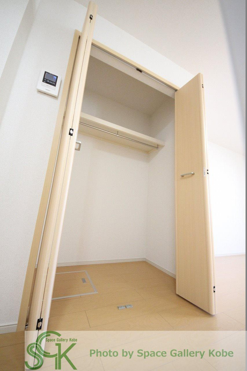 Calme　Nisimaiko(カルム　ニシマイコ)の収納|※お部屋により仕様が異なる場合があります。