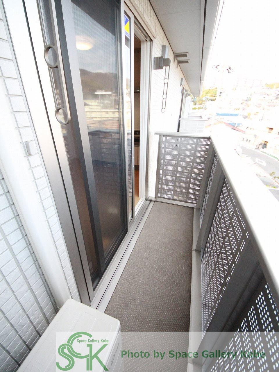con.塩屋浜のバルコニー