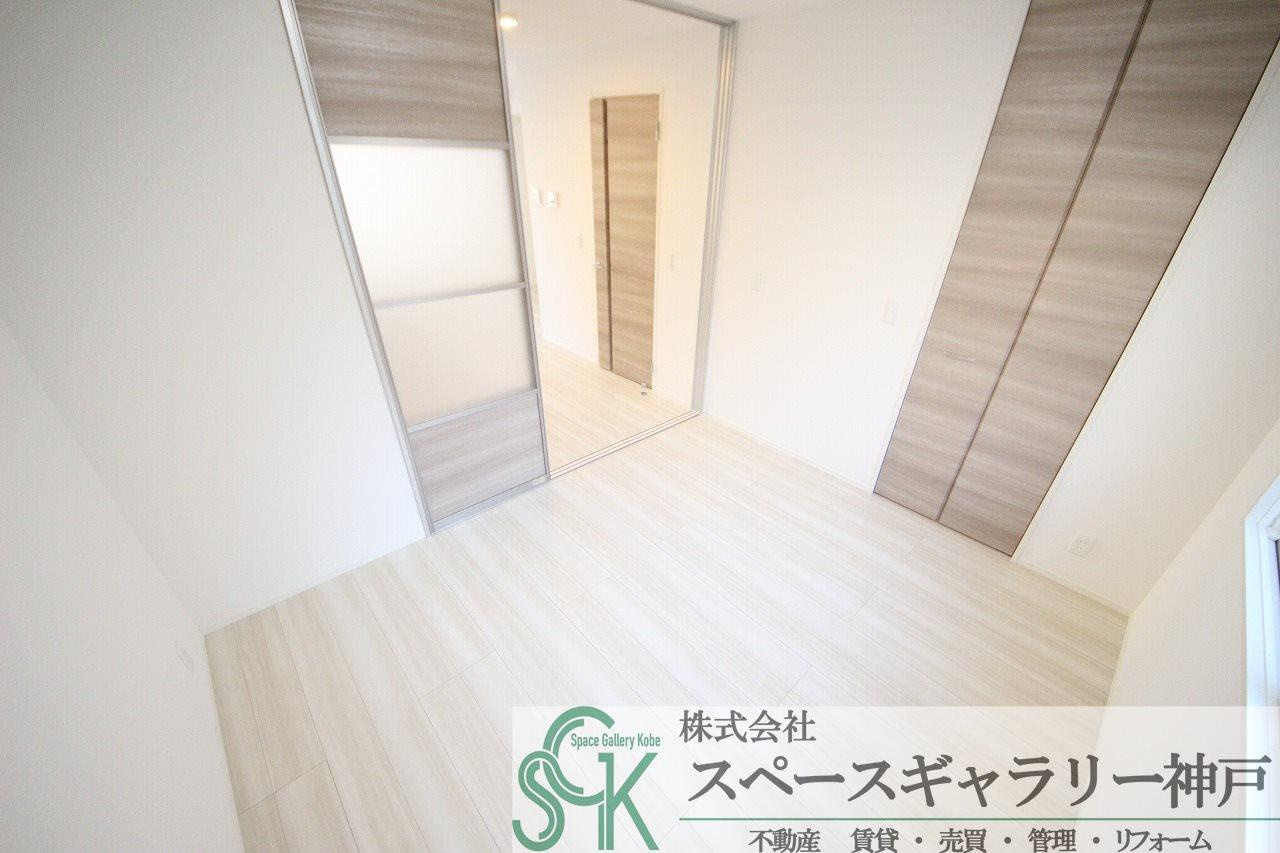 D-room　ル・シャン・ドゥ・フルールの寝室|※お部屋により仕様が異なる場合があります。