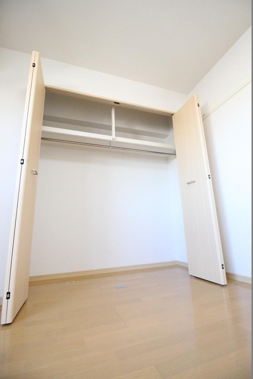 Jコート明石駅前の収納|※お部屋により仕様が異なる場合があります。
