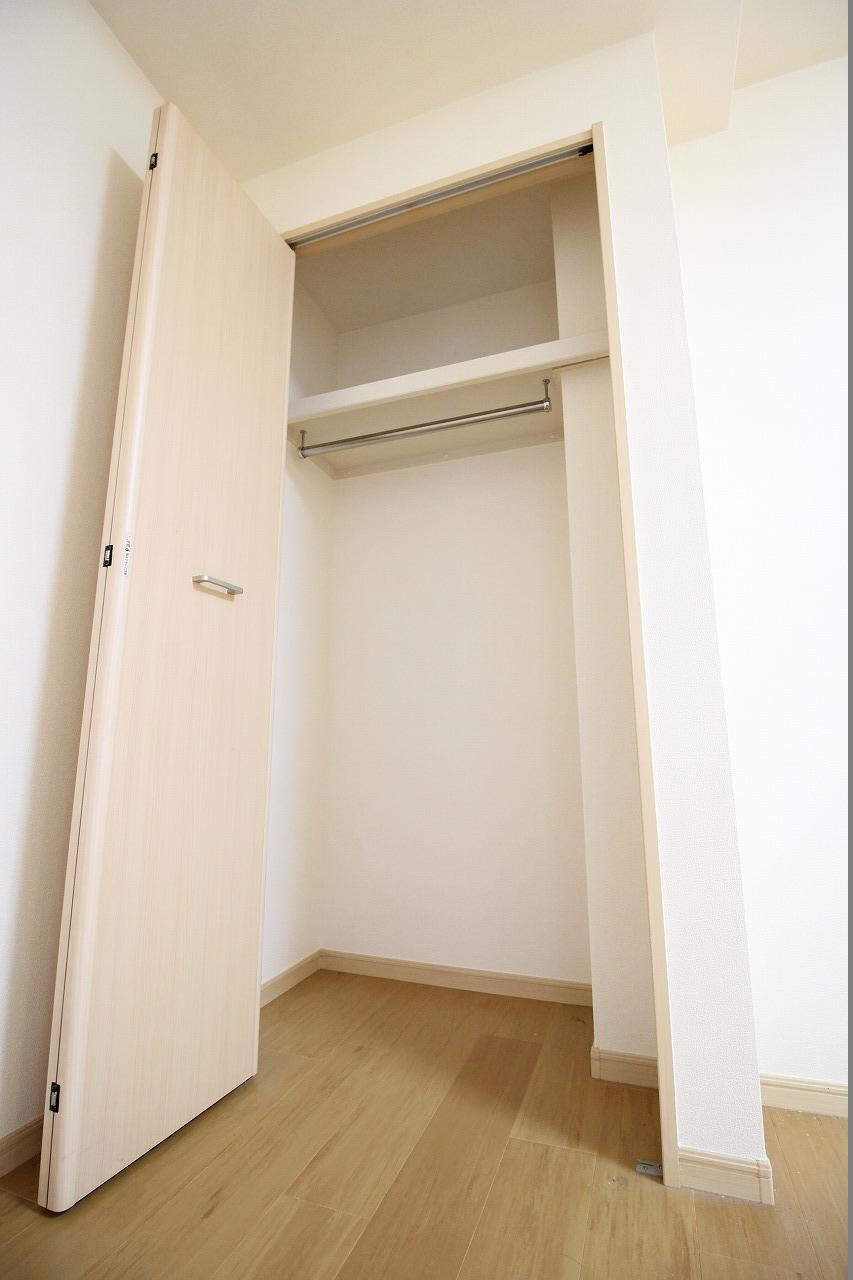Jコート明石駅前の収納|※お部屋により仕様が異なる場合があります。