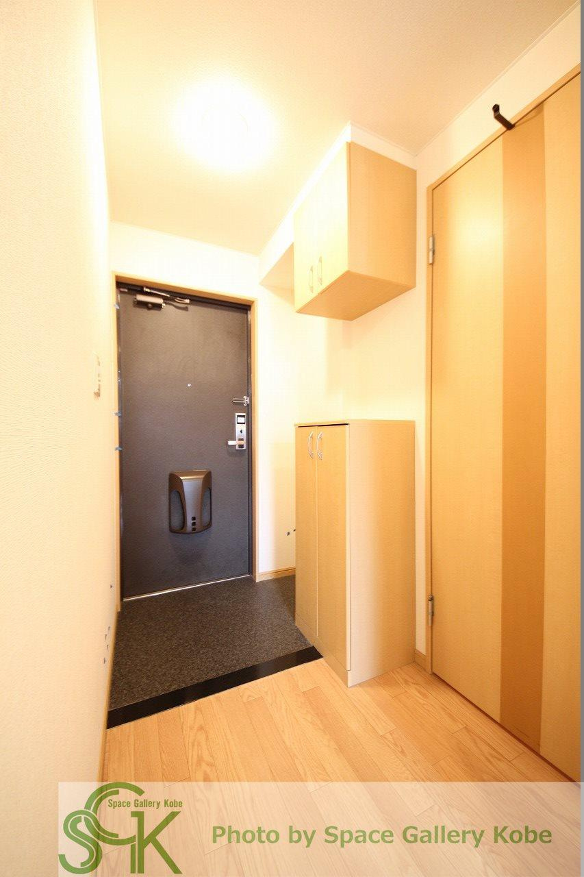 West　Hills　壱番館の玄関