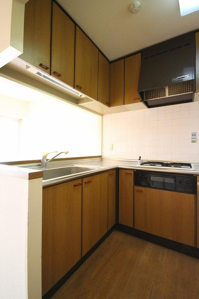 YKハイツ大久保のキッチン|※同物件の別のお部屋の写真です※