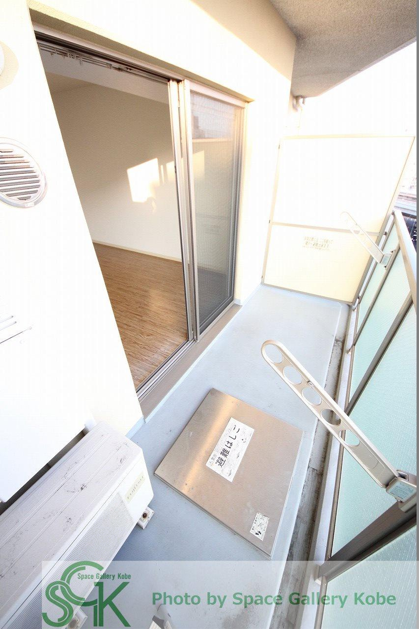 YKハイツ西明石Ⅱのバルコニー|※お部屋により仕様が異なる場合があります。