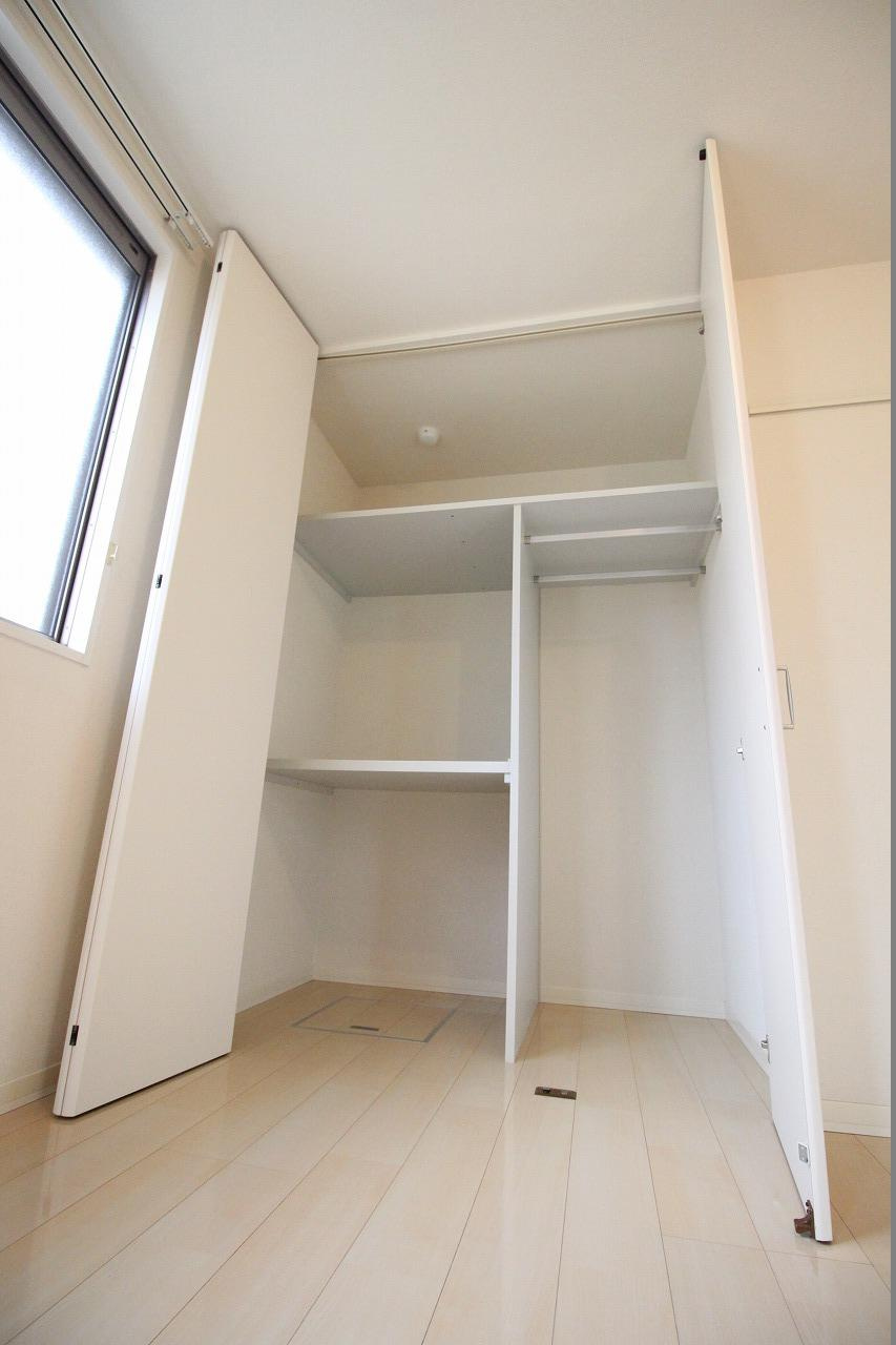 YKメゾン旭が丘の収納|※同物件の別のお部屋の写真です※