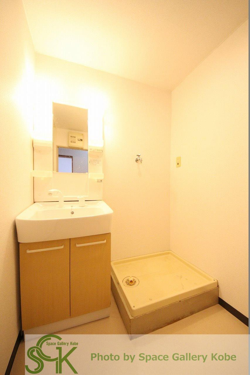 アーバンメゾンの洗面所|※お部屋により仕様が異なる場合があります。