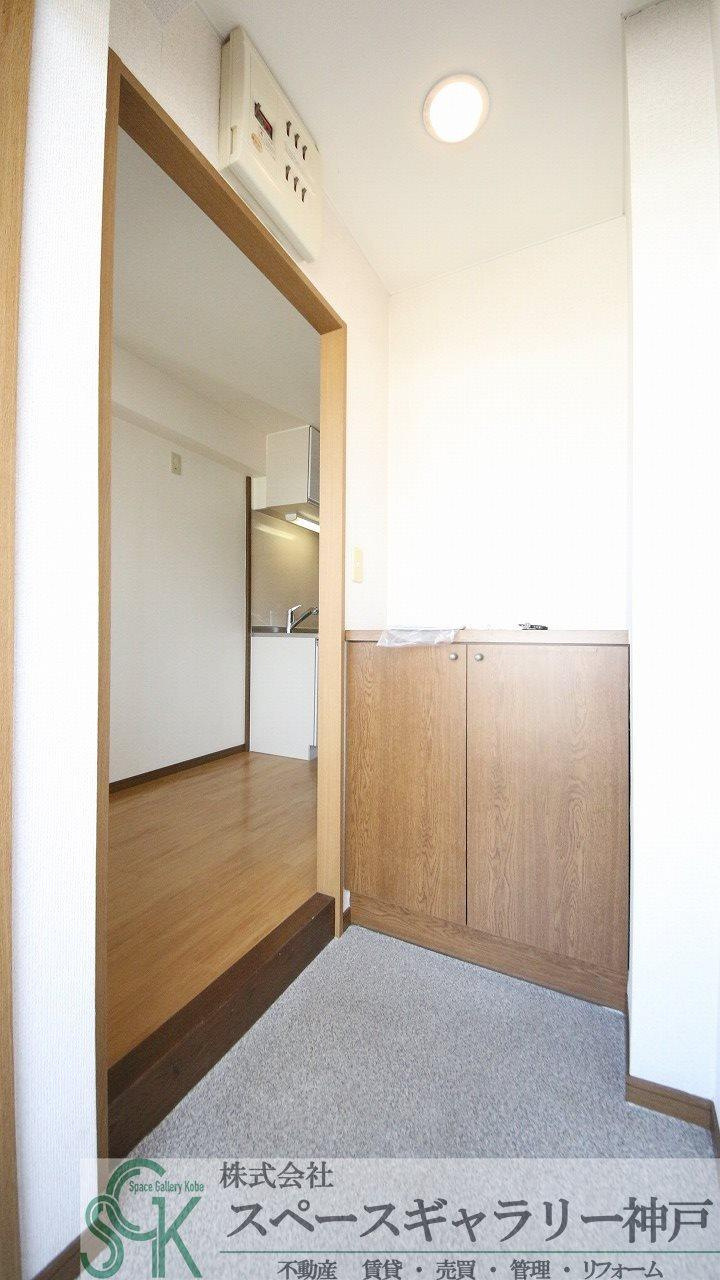 アーバンリバブルの玄関|※お部屋により仕様が異なる場合があります。