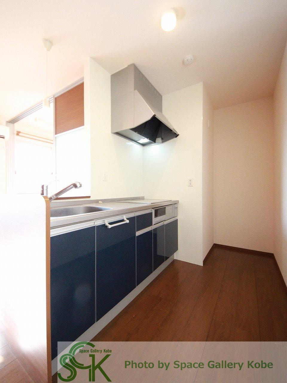 アウグーリオカーサのキッチン|※お部屋により仕様が異なる可能性があります。